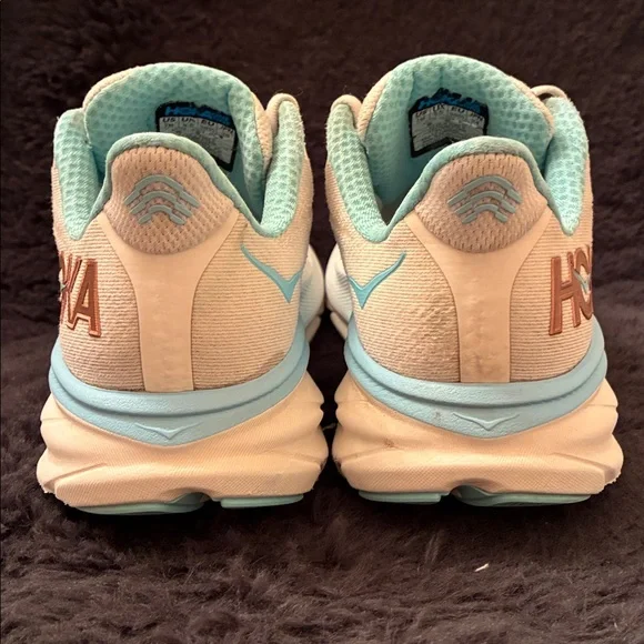 HOKA CLIFTON 9 - WHITE AND LIGHT BLUE - with BOX - Picture 8 of 15